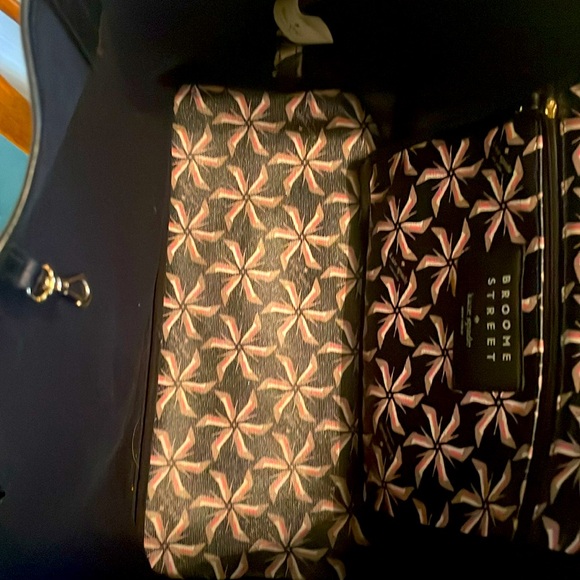 Kate spade New York Broome Street large tote - Picture 3 of 8